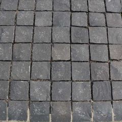  NATUURSTEEN KEI TB basalt Rion 14 x 14 x 7/9  Antraciet